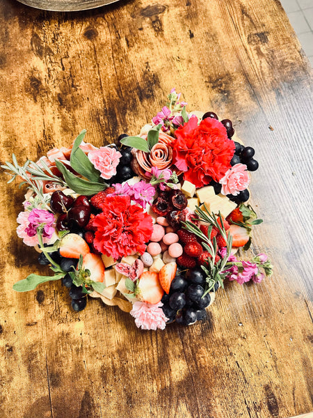 “Sweetheart board” 🍒🍒🍒
